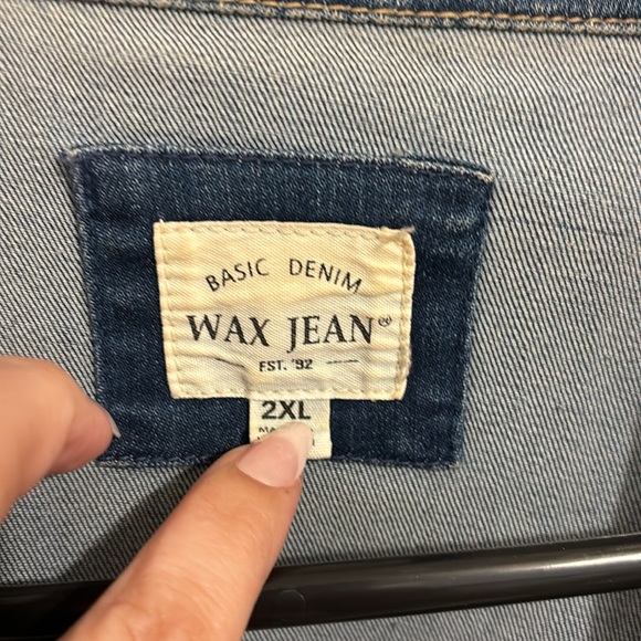 Jean jacket - Picture 2 of 4